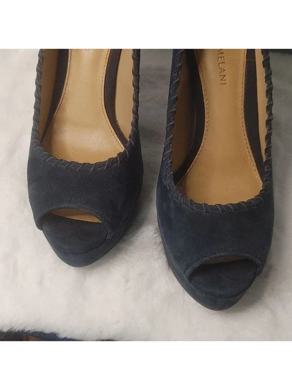 Antonio Melani Blue Suede Leather Peeptoe Platform Pumps sz 8 (heel pad)